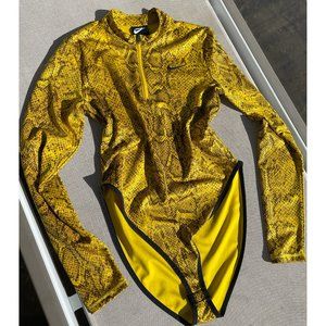 Nike All Over Snake print  Sport Bodysuit